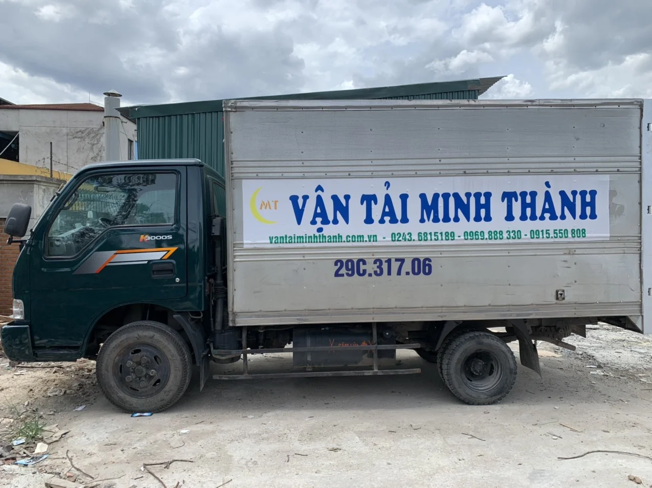 Công Ty TNHH TM Và Vận Tải Minh Thành