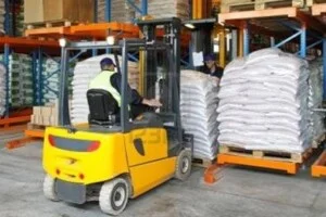 Cho Thuê Xe Nâng Xe Cẩu Thành Tài – Công Ty TNHH Thương Mại Và Dịch Vụ Vận Tải Thành Tài