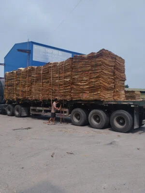 Ván ép Huy Sơn Thịnh – Công Ty TNHH Huy Sơn Thịnh