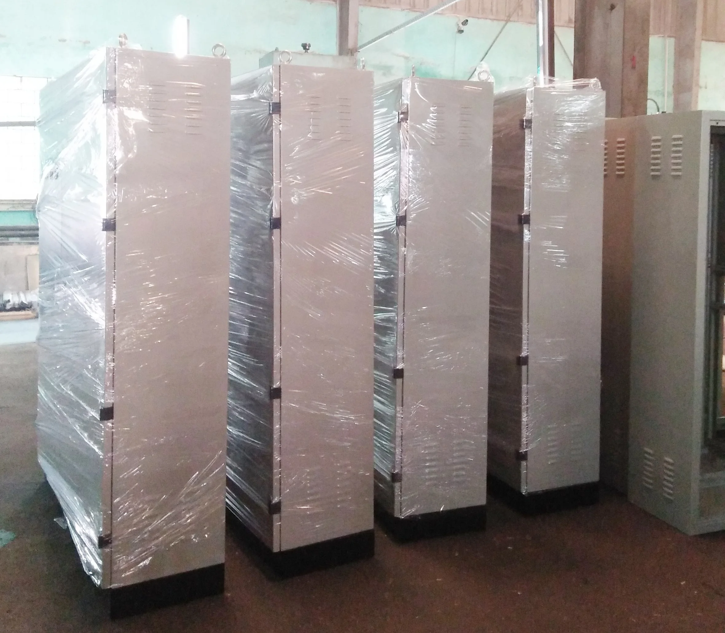 Tủ Bảng Điện CNC – Công Ty Cổ Phần Thương Mại Và Cơ Khí CNC Việt Nam