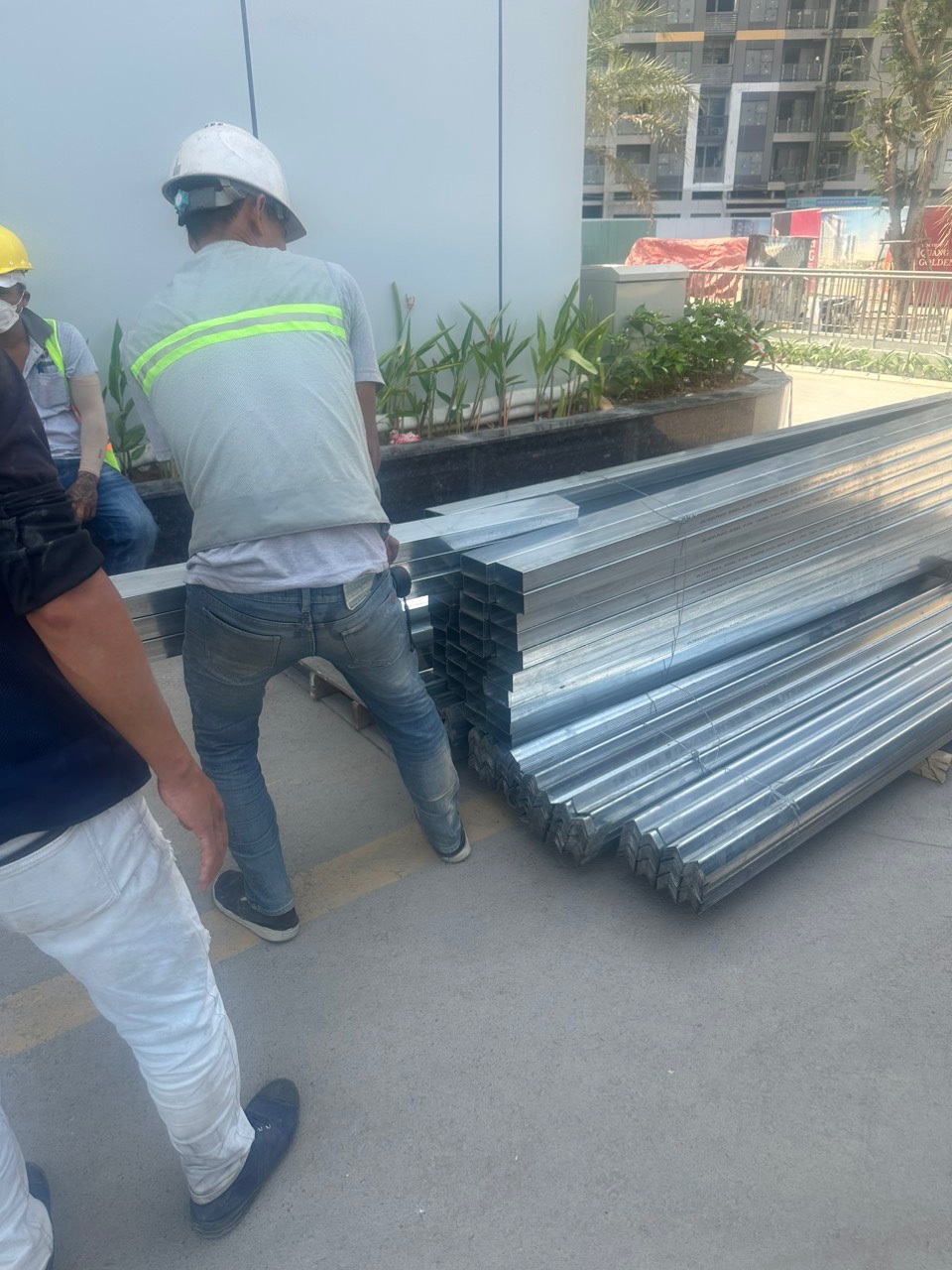Công Ty TNHH Một Thành Viên Thép Vũ Quyền