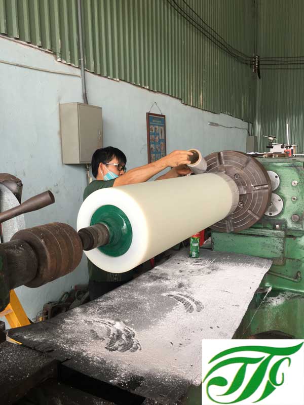 Chi Nhánh – Công Ty TNHH Trục Cao Su TTC
