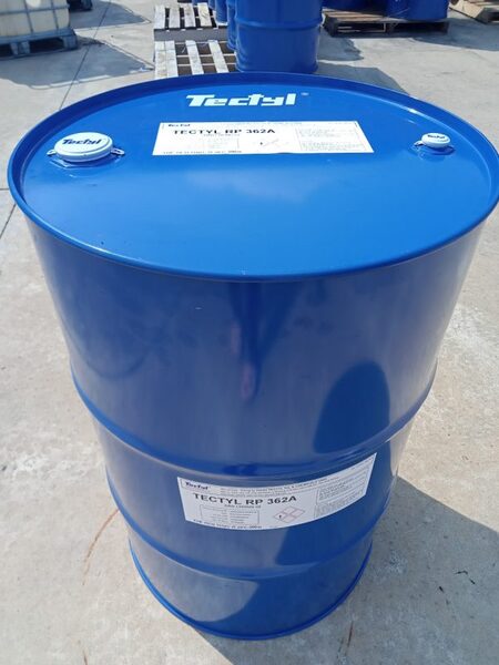 Dầu Mỡ Bôi Trơn PTI – Công Ty TNHH Môi Trường Công Nghiệp PTI