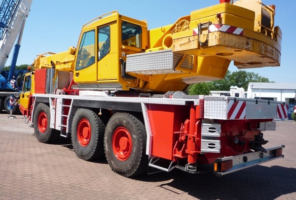 Công Ty Đầu Tư Và Xuất Nhập Khẩu Hoàng Long