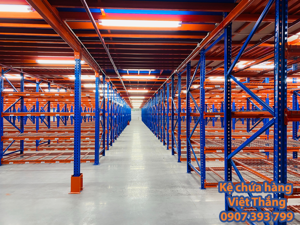 Kệ Chứa Hàng Việt Thắng – Công Ty TNHH Cơ Khí Công Nghiệp Việt Thắng