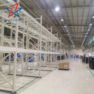 Kệ Chứa Hàng – Công Ty TNHH Cơ Khí & Điện Công Nghiệp Hà Nội