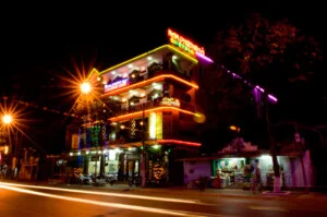 Khách Sạn Nam Phương Hải