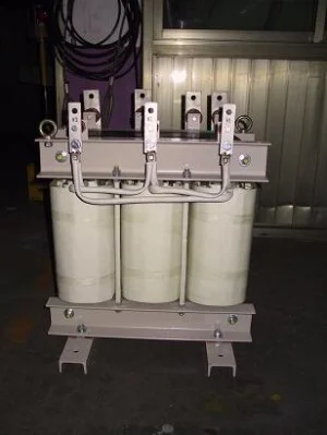 Công Ty Trách Nhiệm Hữu Hạn  Hoằng Cơ
