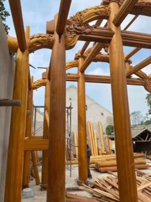 Nhà Gỗ Truyền Thống Trường Thu