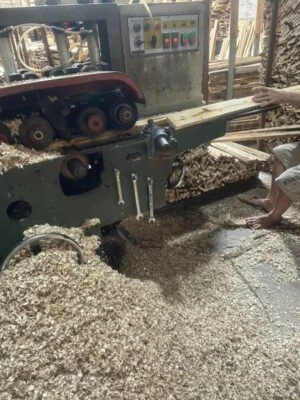 Pallet Gỗ Vũ Ngọc – Công Ty TNHH Vũ Ngọc