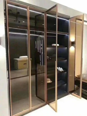 Tủ Phúc Đạt – Công Ty TNHH Nhôm Kính Phúc Đạt
