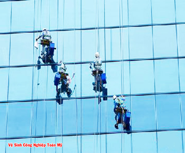 Vệ Sinh Công Nghiệp Toàn Mỹ – Công Ty TNHH Làm Sạch Công Nghiệp Toàn Mỹ
