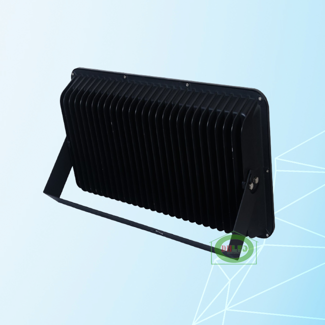 Đèn Led  DHTECH – Công Ty TNHH Thương Mại Và Thiết Bị Công Nghiệp DHTECH