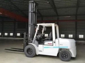 Xe Nâng Hàng HDVN Việt Nam – Công Ty Cổ Phần Công Nghiệp HDVN Việt Nam