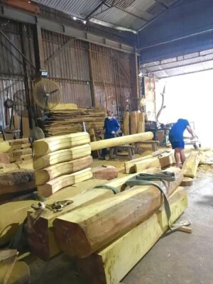 Nhà Gỗ Truyền Thống Trường Thu