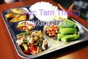 Suất Ăn Công Nghiệp Đức Tam Thăng – Công Ty TNHH Một Thành Viên Đức Tam Thăng