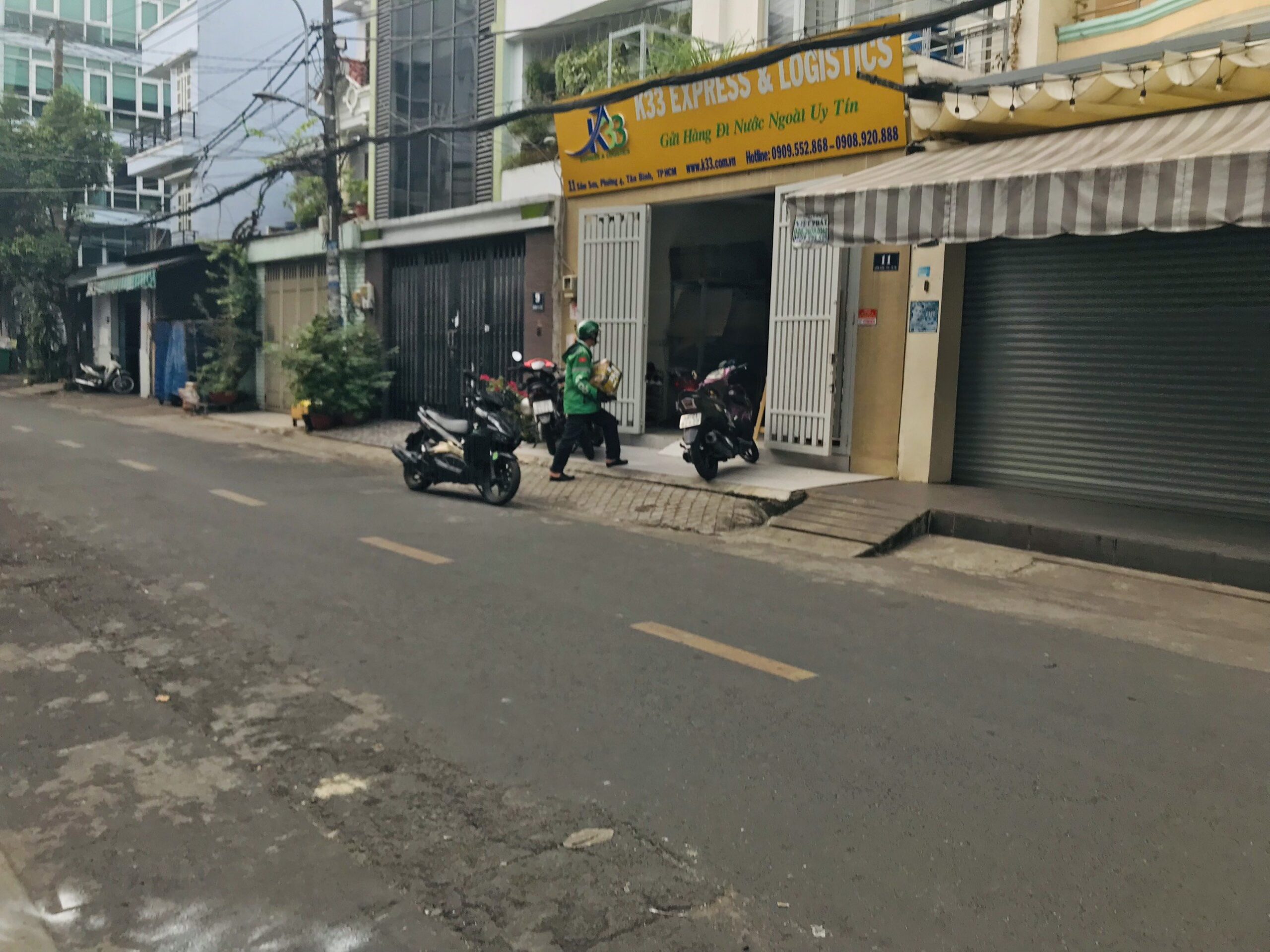 Công Ty TNHH Thương Mại Xuất Nhập Khẩu H100